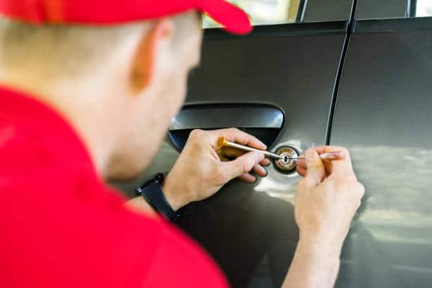 Lost Your Car Keys Here’s How a Car Locksmith in Stone Creek, AB, Can Help!